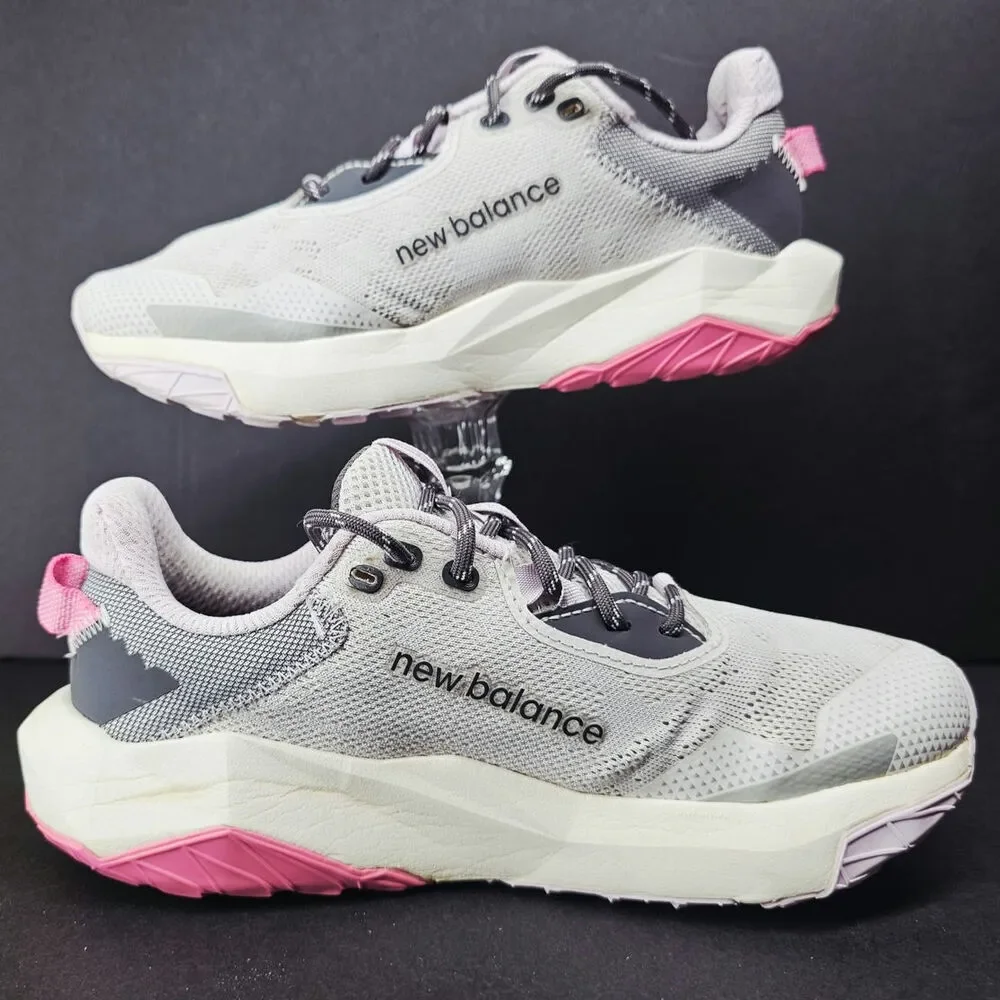 New Balance Women 7 Comfy footwear